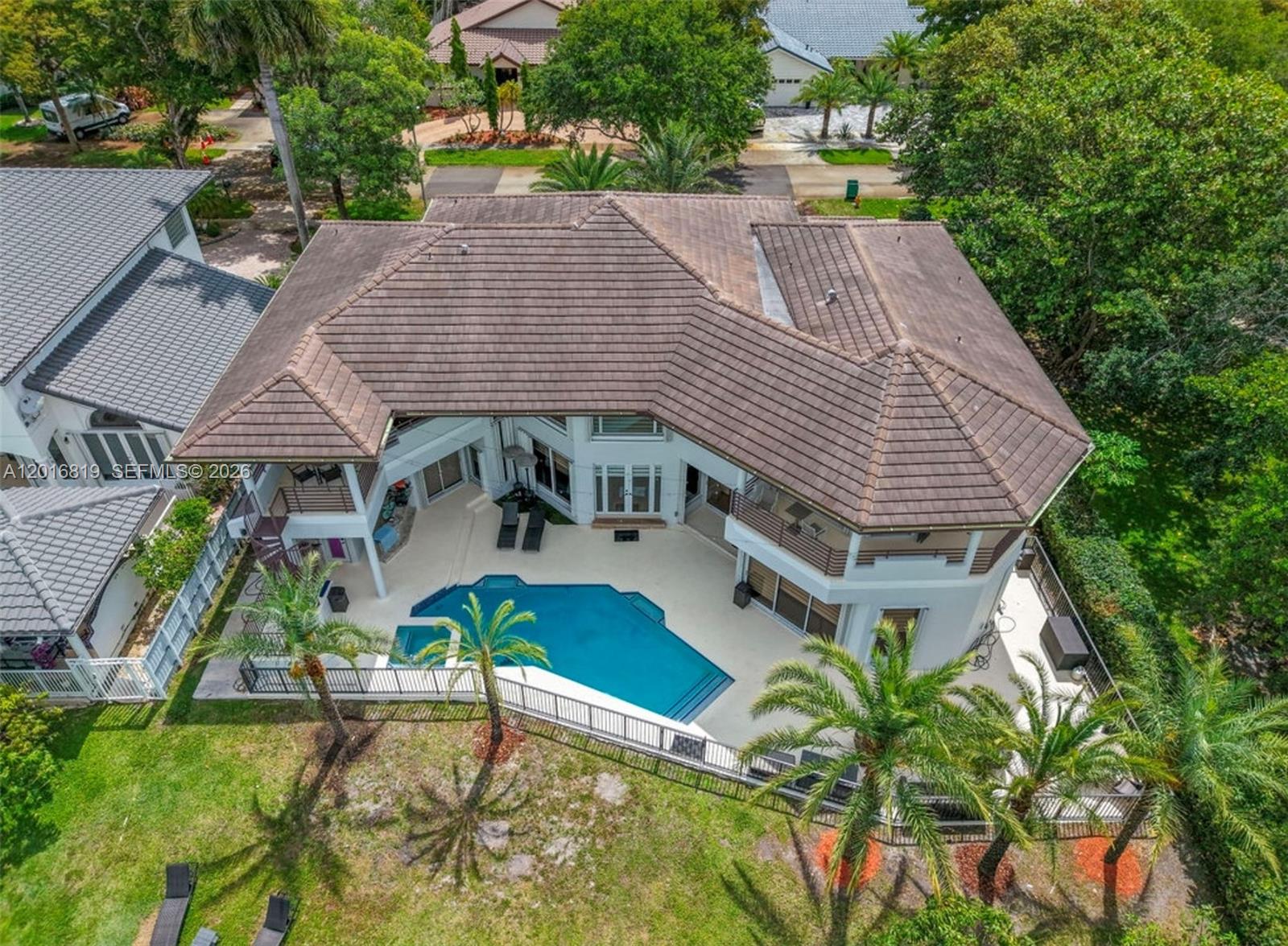 Lake Elizabeth sec 4 - Residential