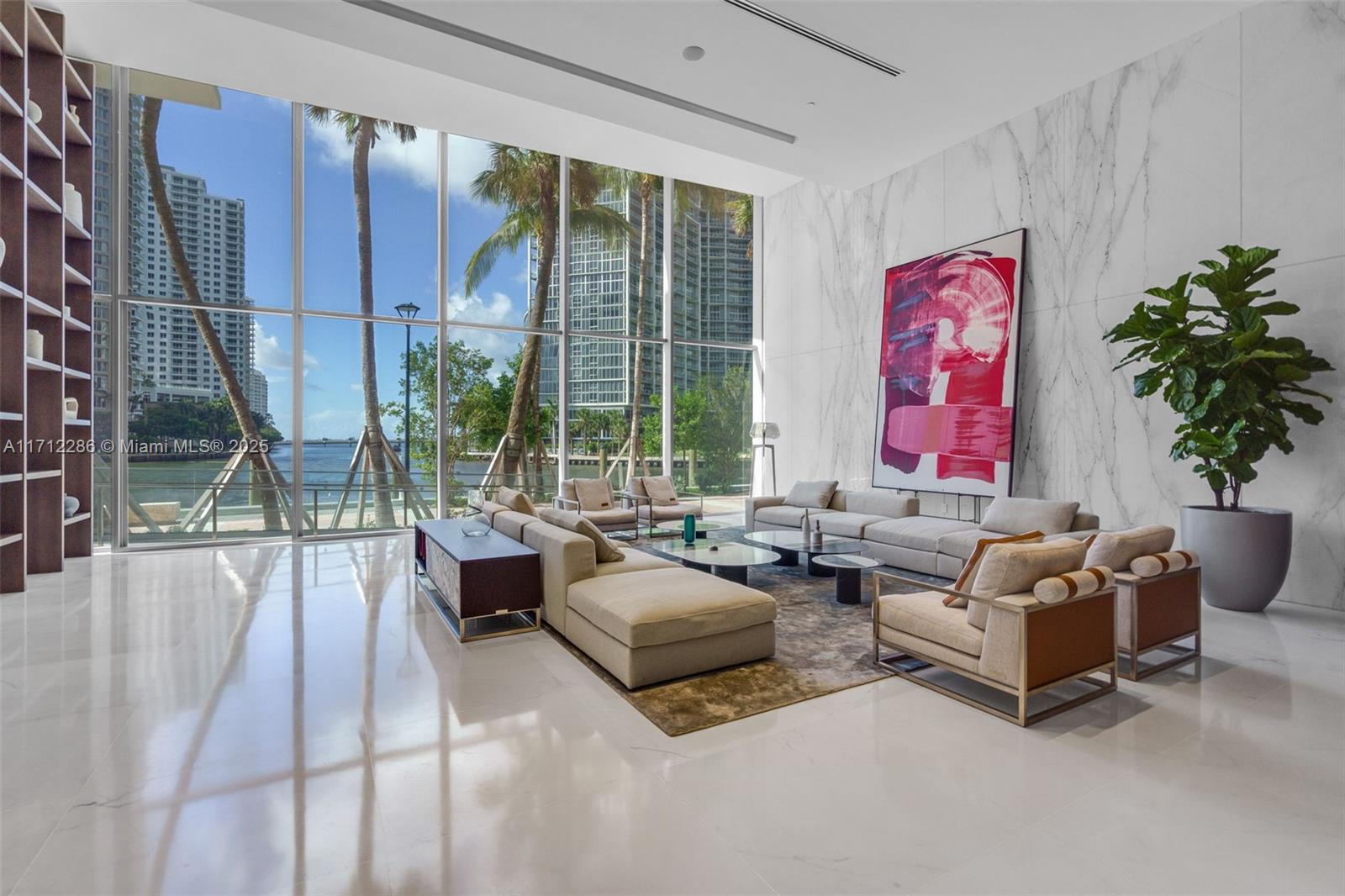 ASTON MARTIN CONDO - Residential