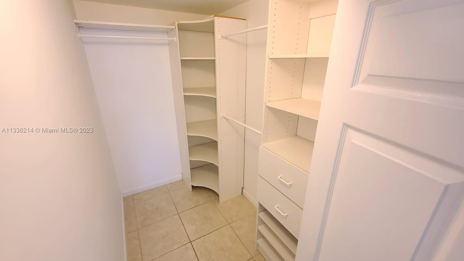 THE COURTS AT DORAL ISLES - Residential Lease