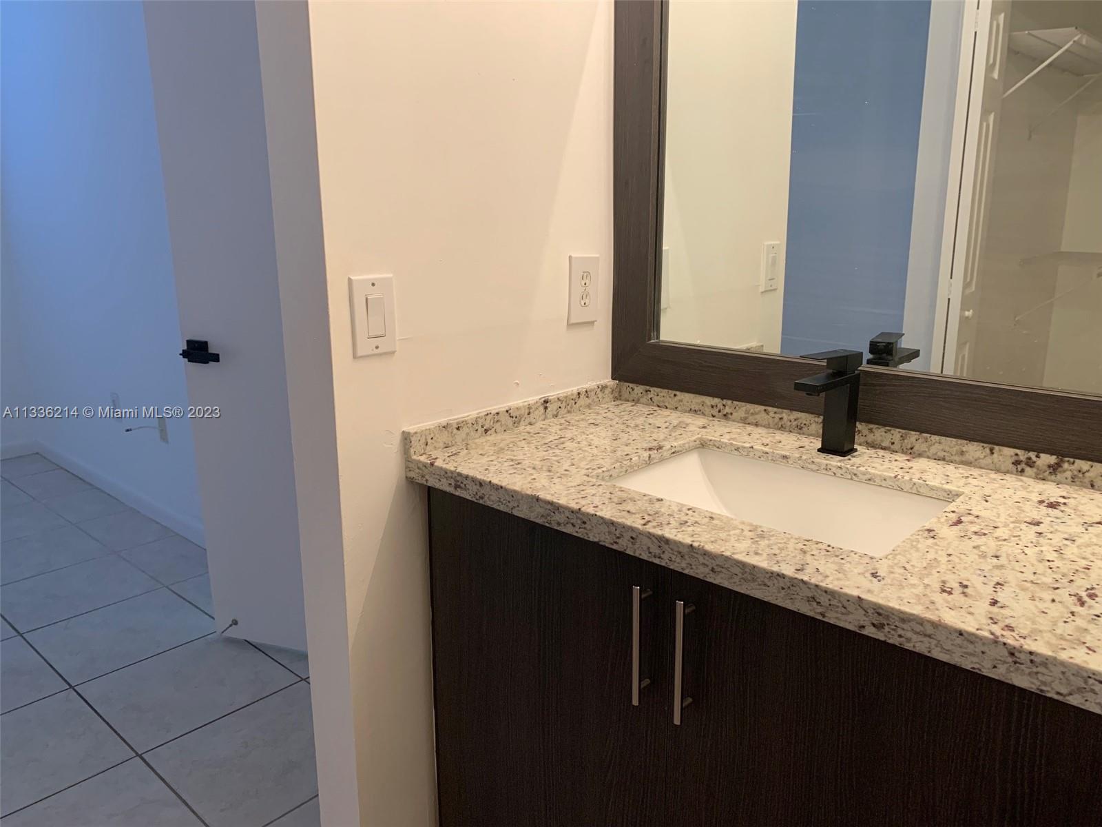 THE COURTS AT DORAL ISLES - Residential Lease