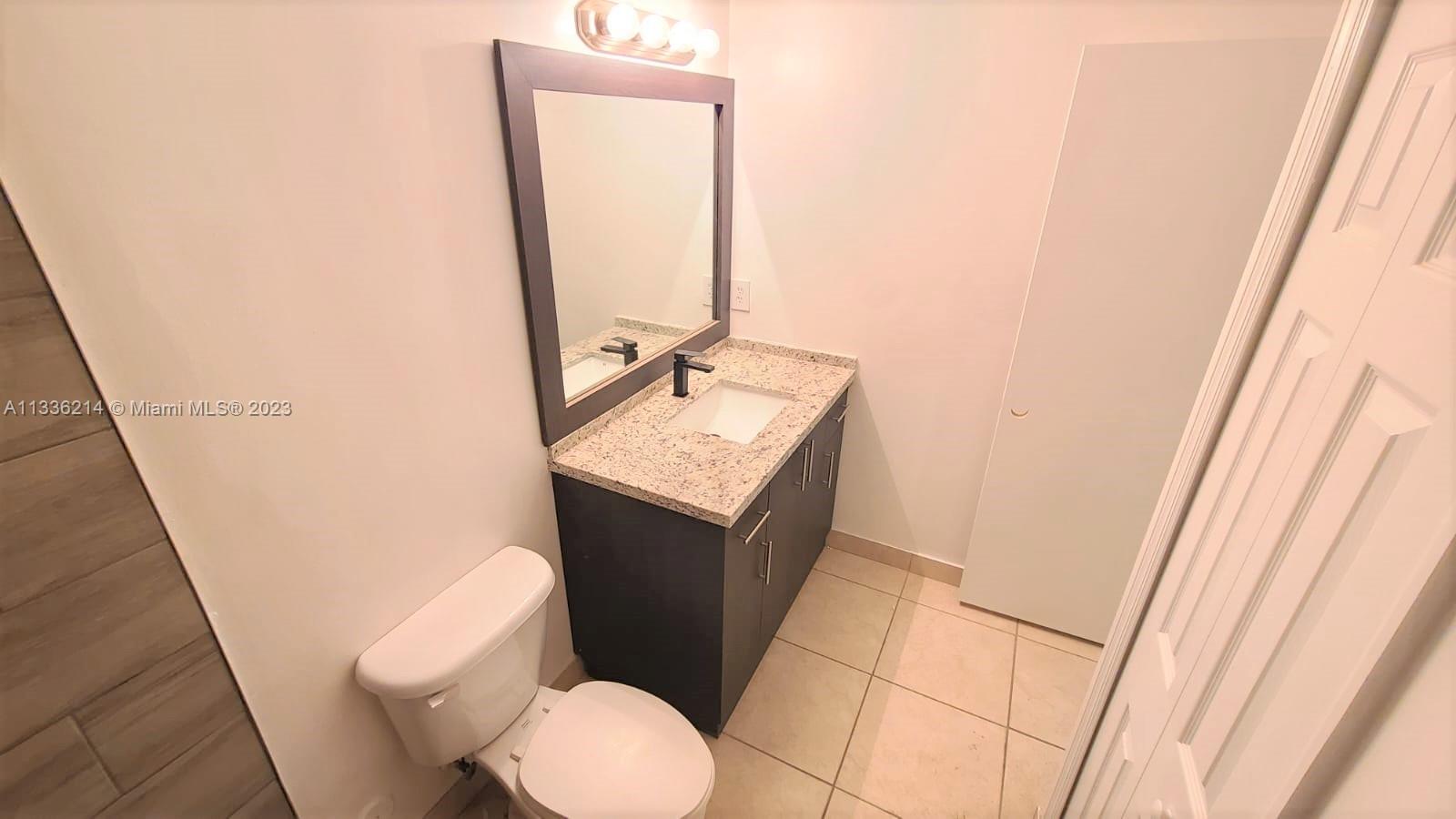 THE COURTS AT DORAL ISLES - Residential Lease