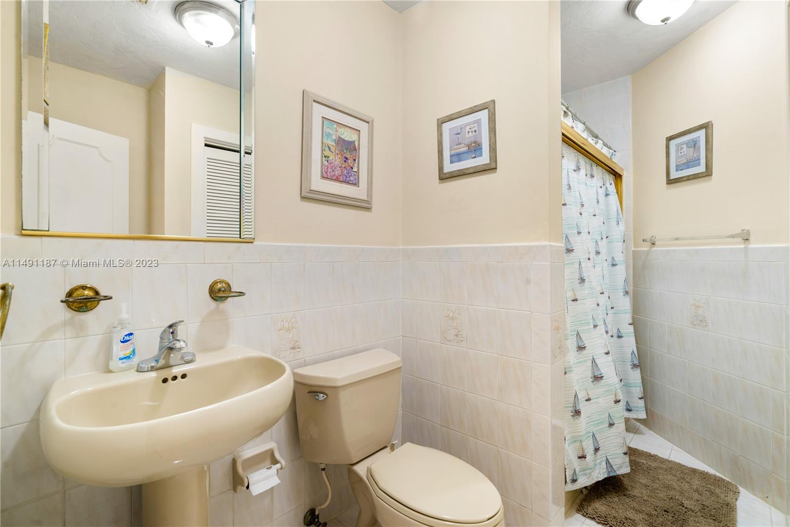 PORT LARGO 2ND ADD - Residential