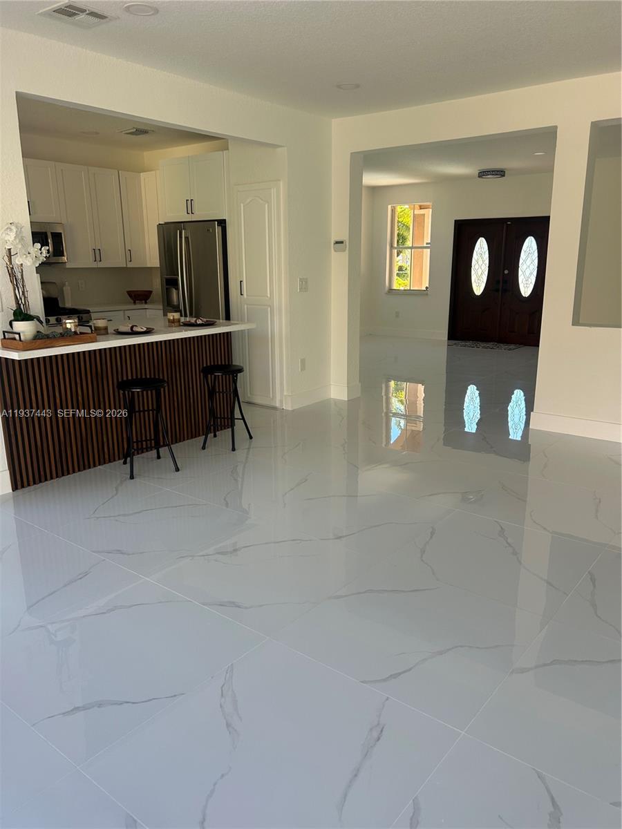 SPANISH LAKES 1ST ADDN - Residential