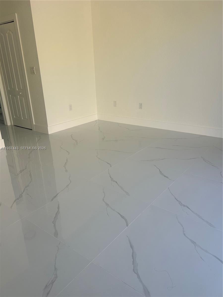 SPANISH LAKES 1ST ADDN - Residential