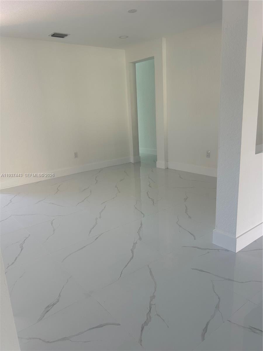 SPANISH LAKES 1ST ADDN - Residential