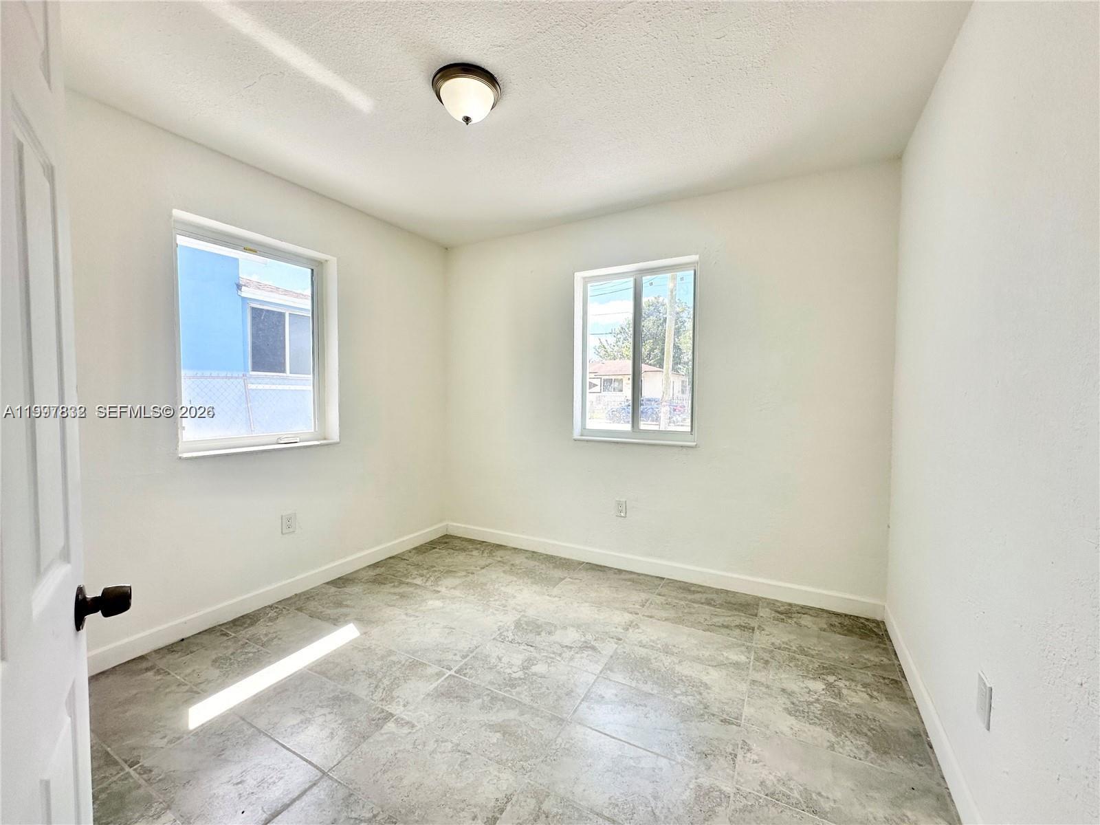 FLORAL PK 1ST AMD - Residential Lease