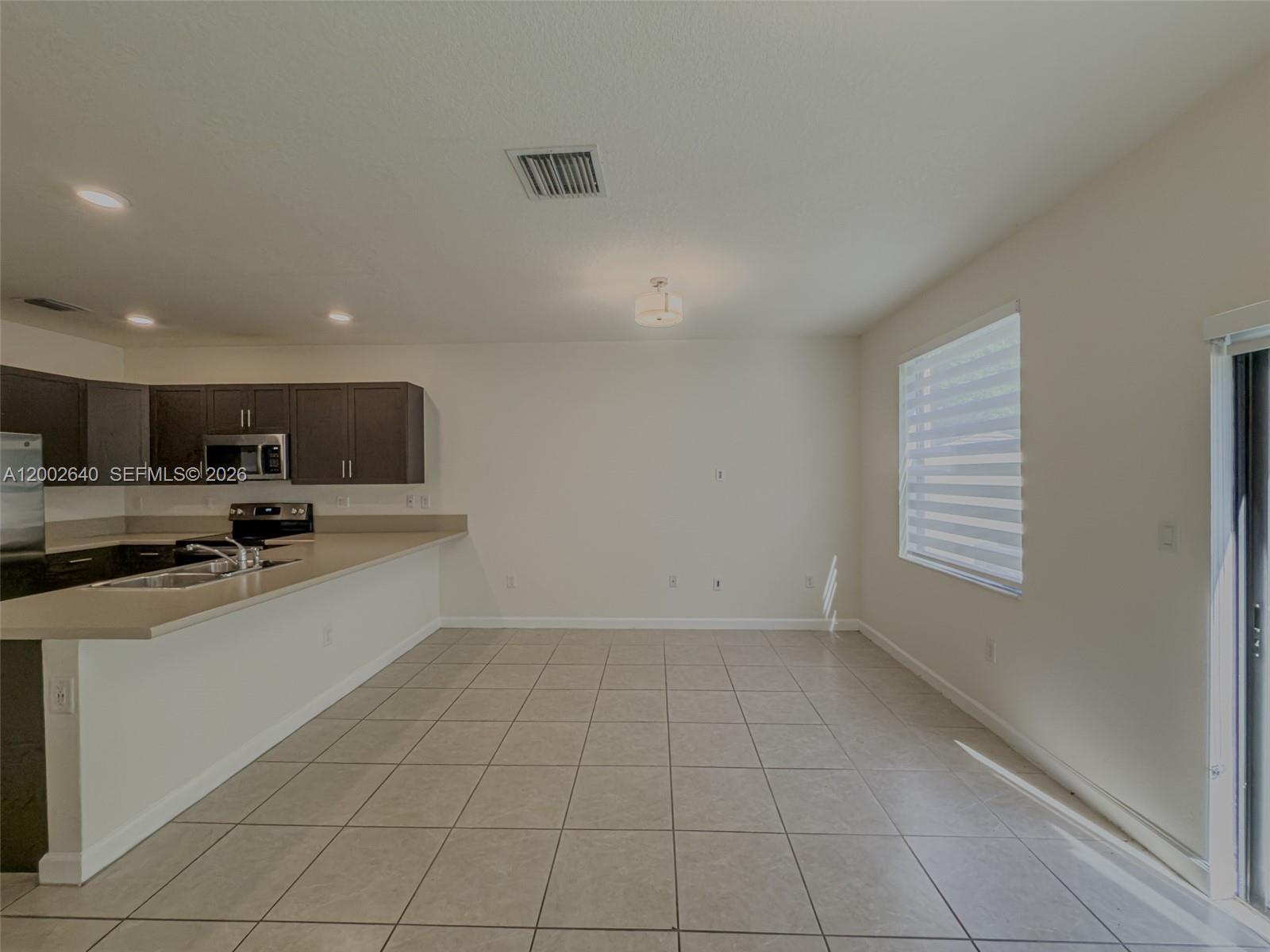 AQUABELLA SECTION TWO - Residential