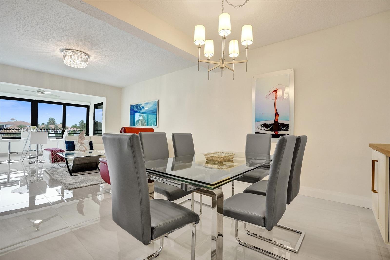 OAK HARBOUR CONDOS - Residential Lease