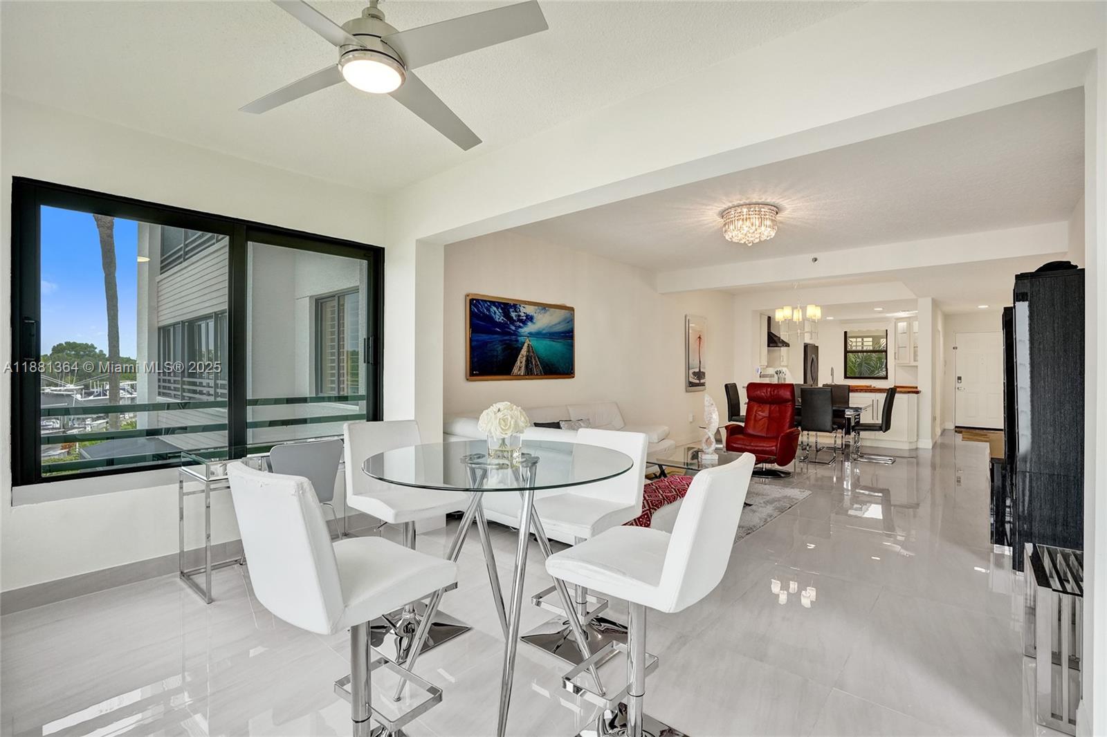 OAK HARBOUR CONDOS - Residential Lease