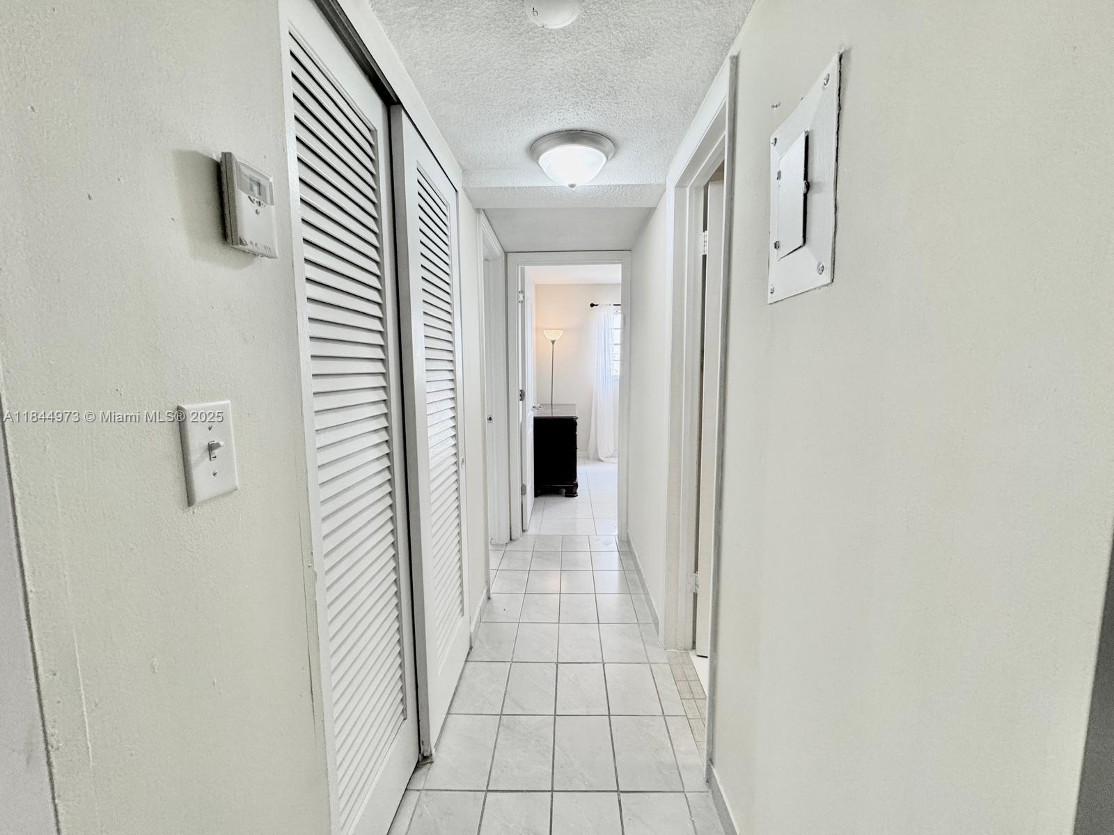 WARRENTON HOUSE CONDO - Residential