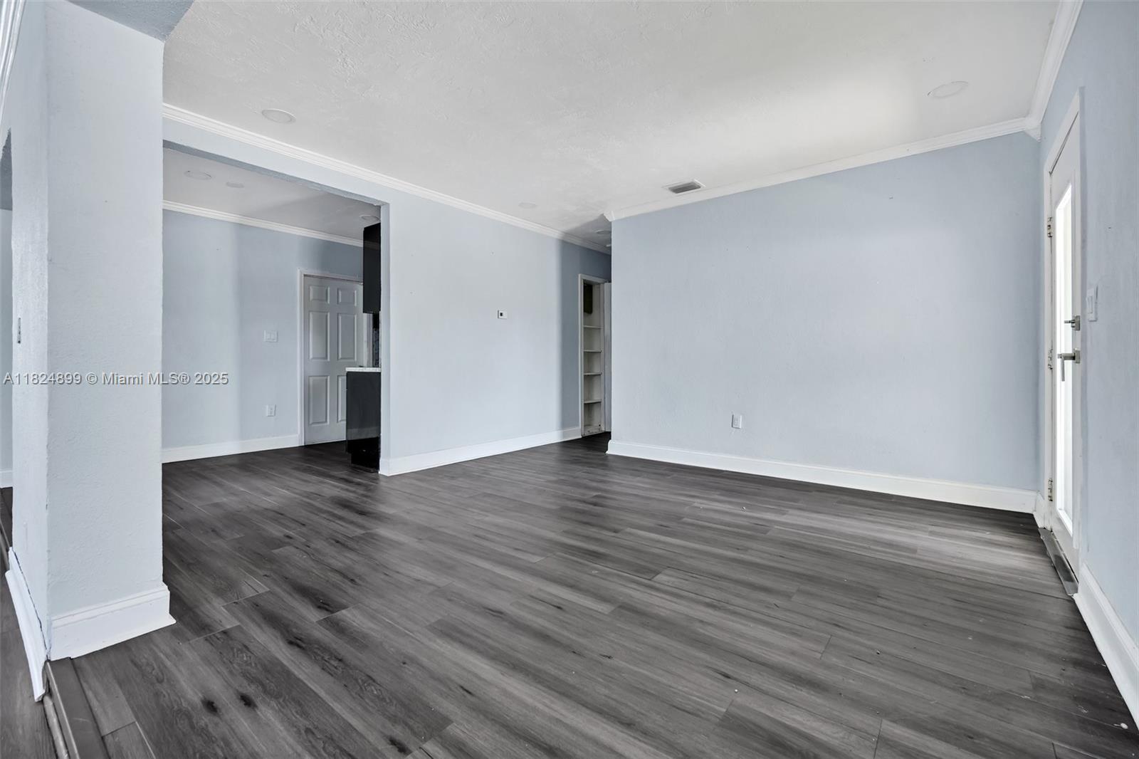 1855 NW 126th St, Miami, FL, 33167/$445,000 2 1855 NW 126th St