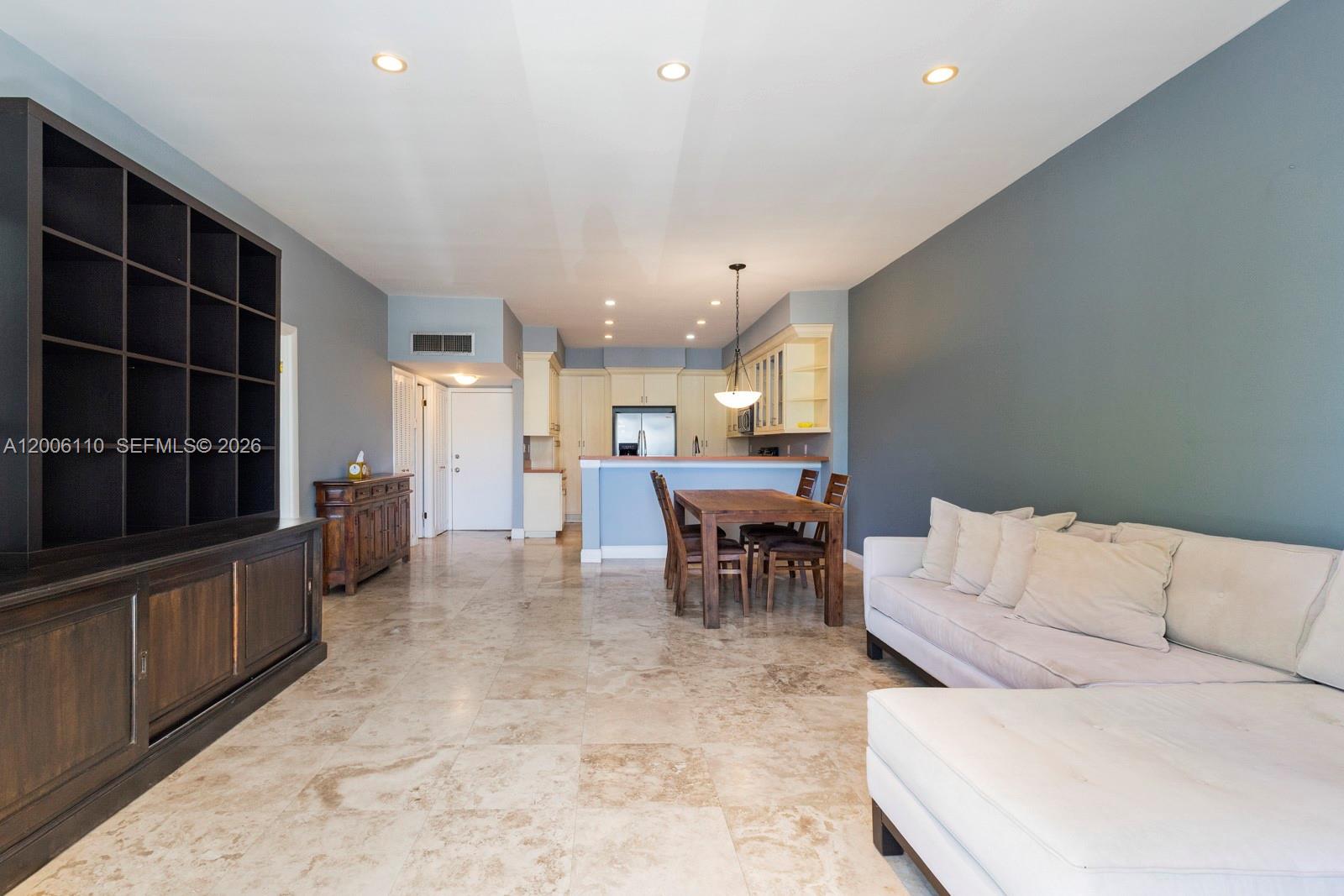 ISLAND TERRACE CONDO - Residential