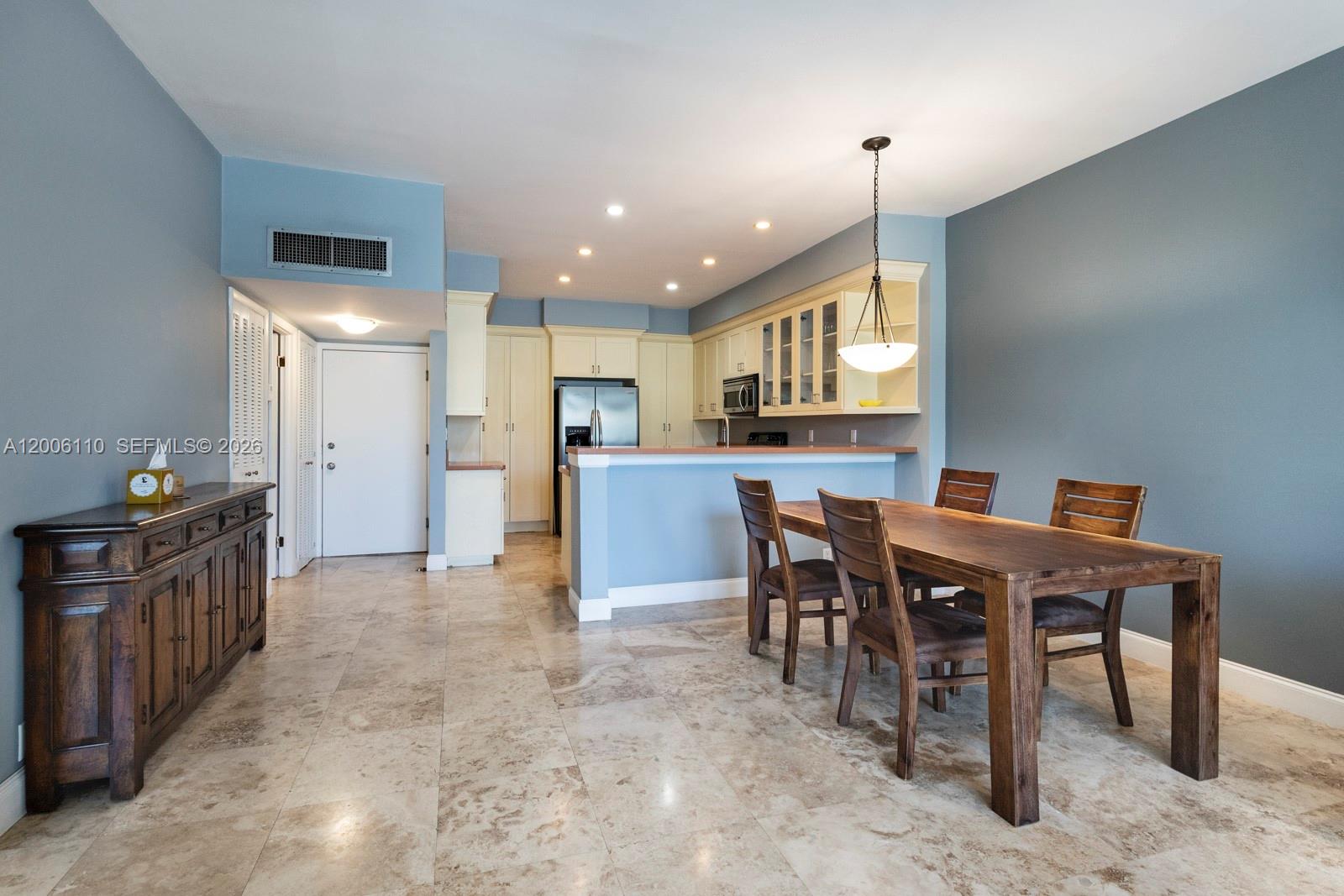 ISLAND TERRACE CONDO - Residential