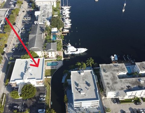 1900 Diana Dr 2A Hallandale Beach FL 33009