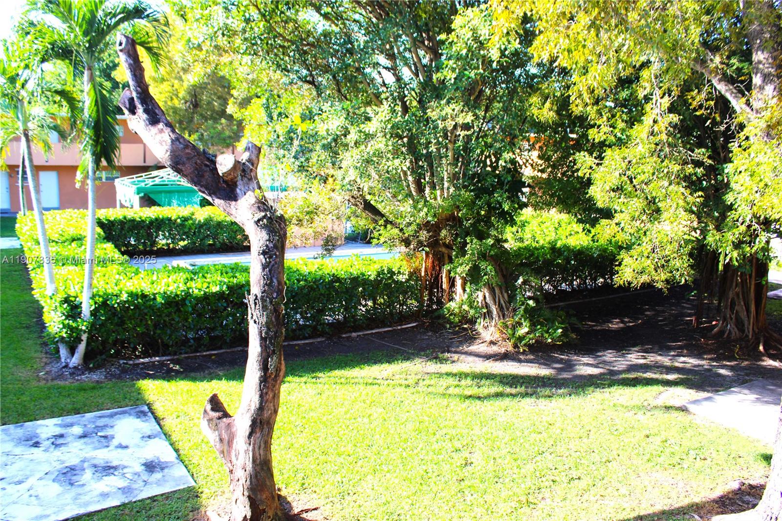 VILLAS AT CUTLER BAY COND - Residential Lease