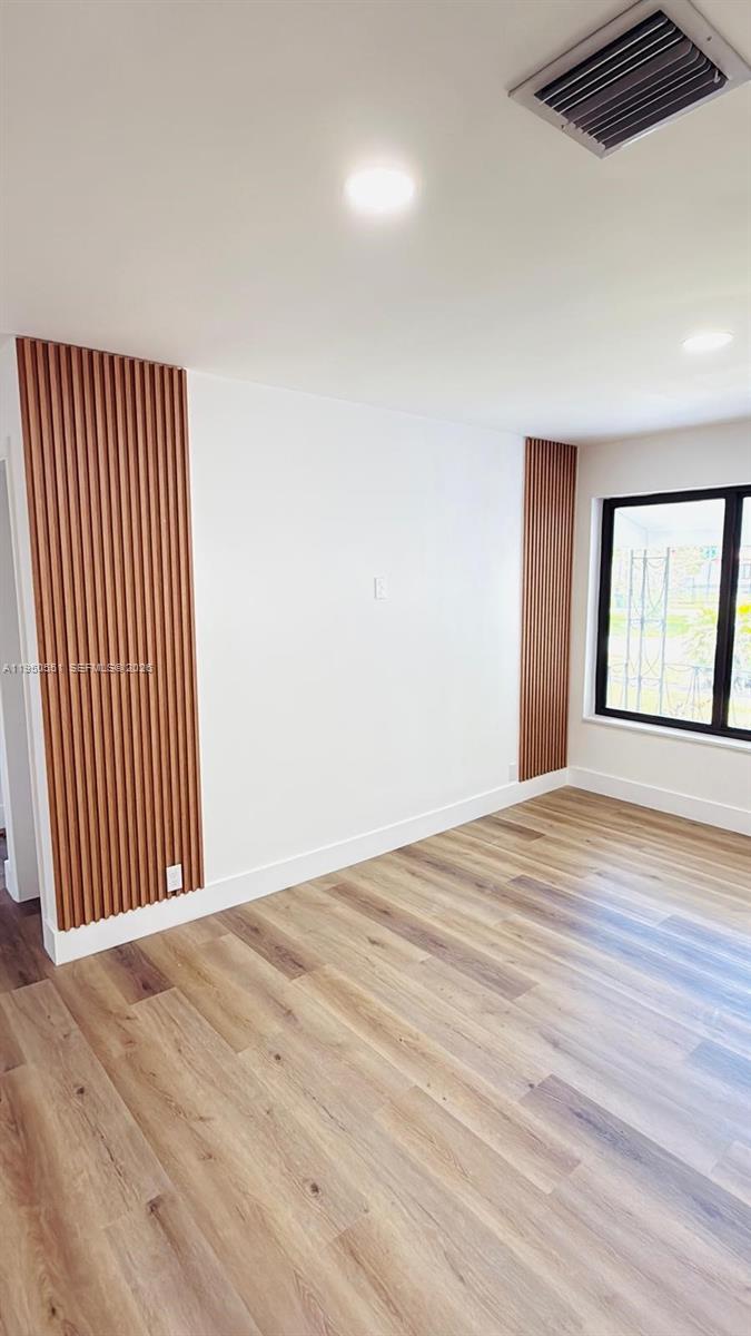 NORTH SHORES - Residential