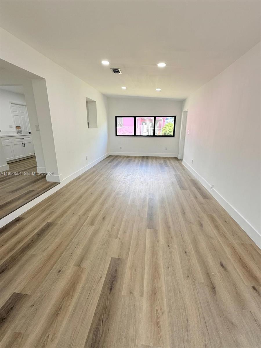 NORTH SHORES - Residential