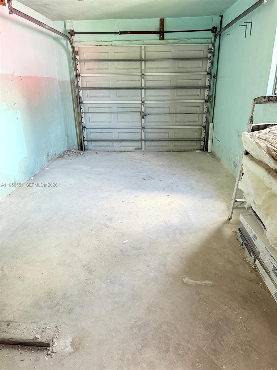 NORTH SHORES - Residential