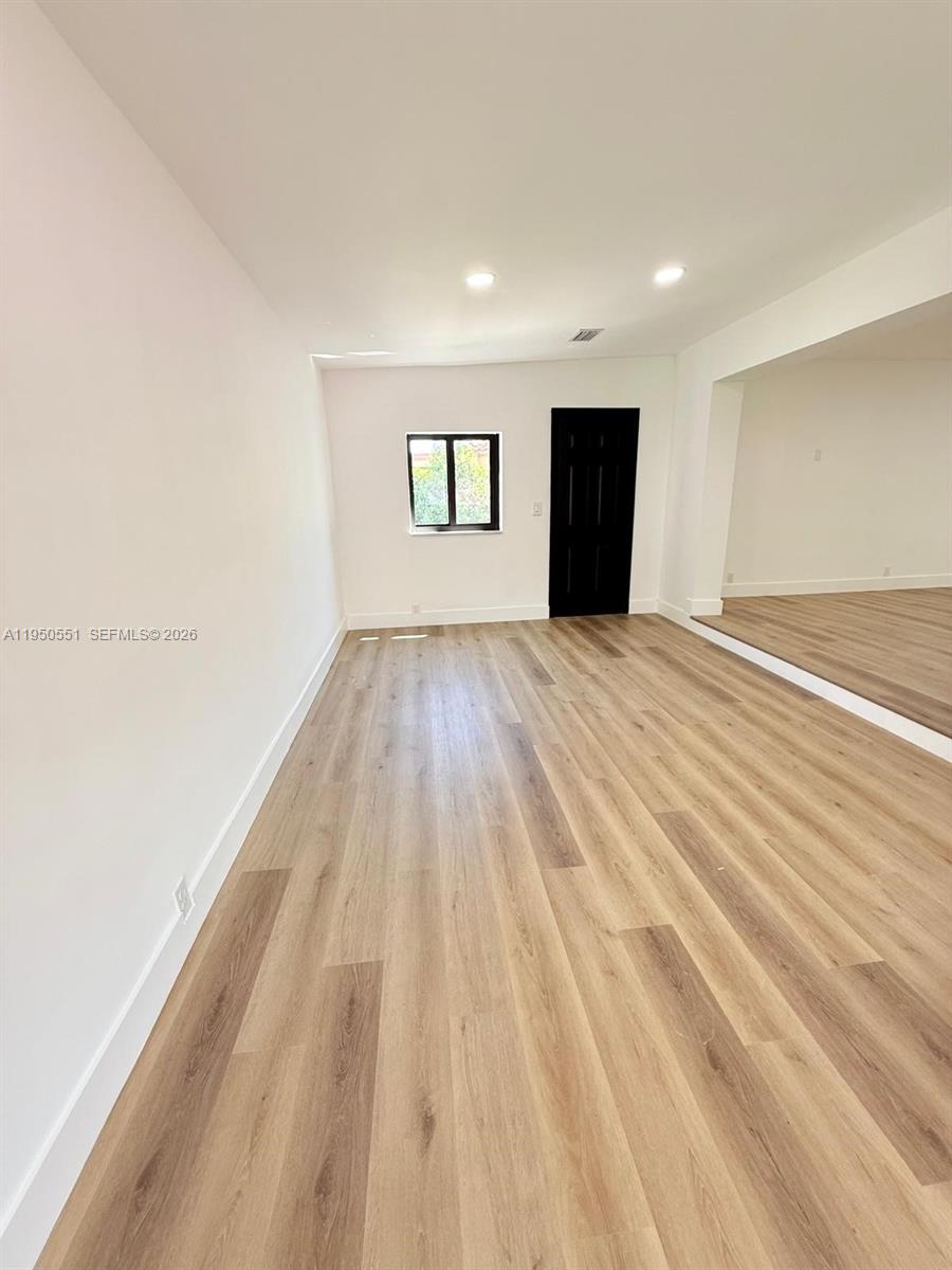 NORTH SHORES - Residential