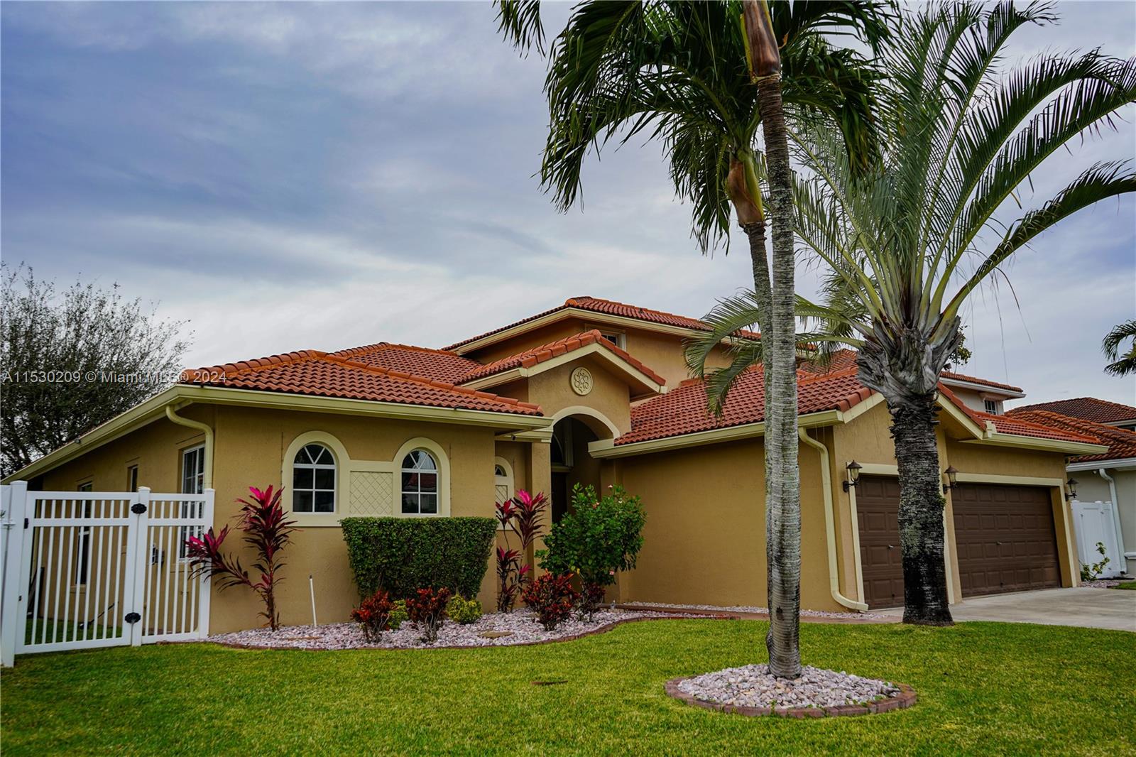Property for Sale at 3414 Harness Cir Cir, Lake Worth, Palm Beach County, Florida - Bedrooms: 4 
Bathrooms: 3  - $775,000