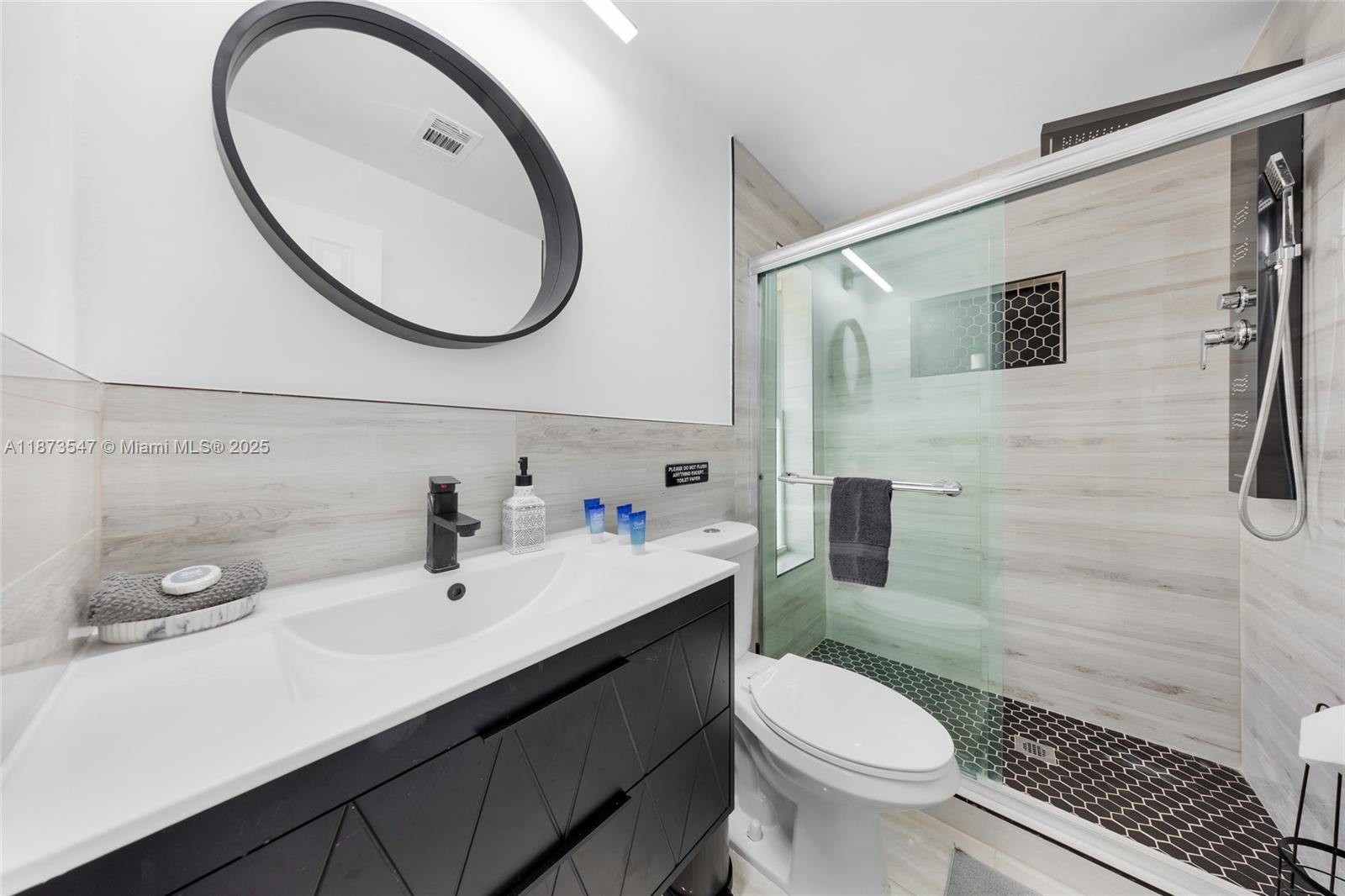 CORAL HIGHLANDS - Residential