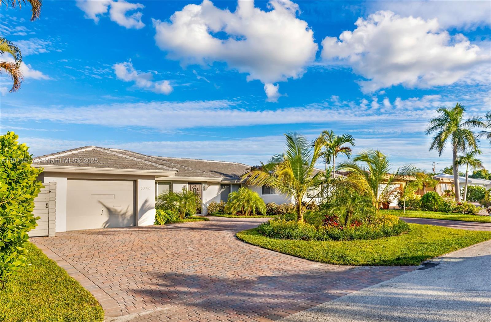 CORAL HIGHLANDS - Residential