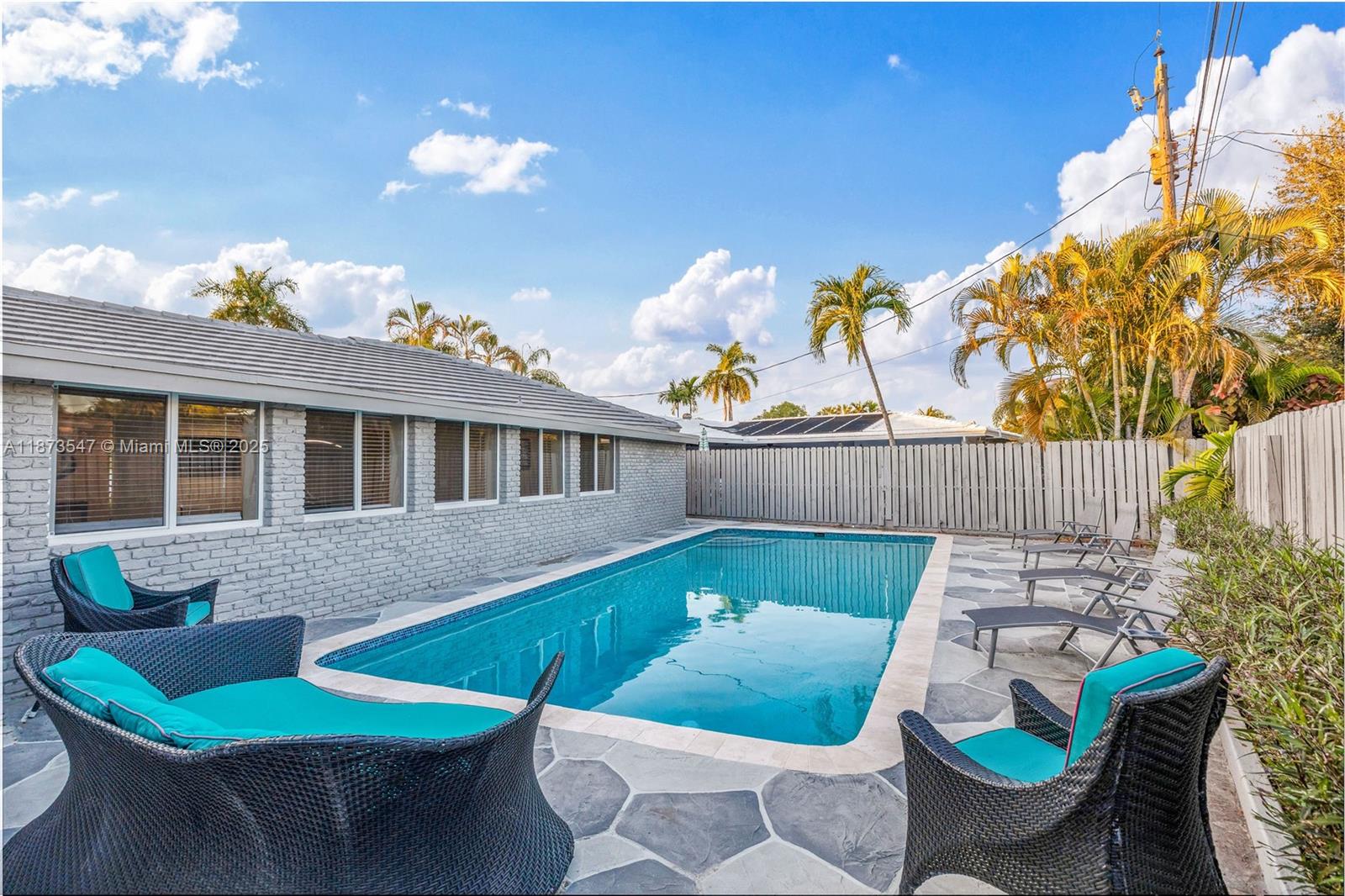 CORAL HIGHLANDS - Residential