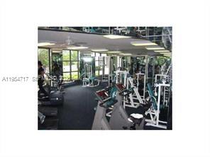 MYSTIC POINTE TOWER 600 C - Residential