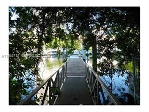 MYSTIC POINTE TOWER 600 C - Residential