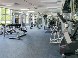 MYSTIC POINTE TOWER 600 C - Residential