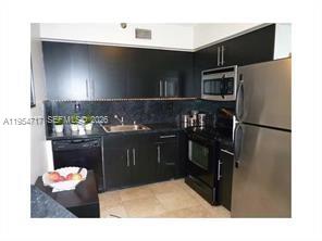 MYSTIC POINTE TOWER 600 C - Residential