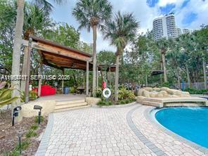 MYSTIC POINTE TOWER 600 C - Residential