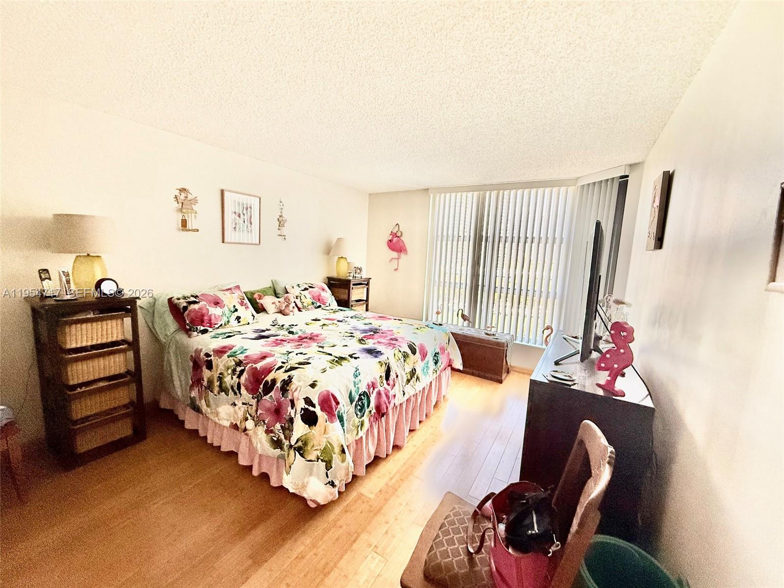 MYSTIC POINTE TOWER 600 C - Residential