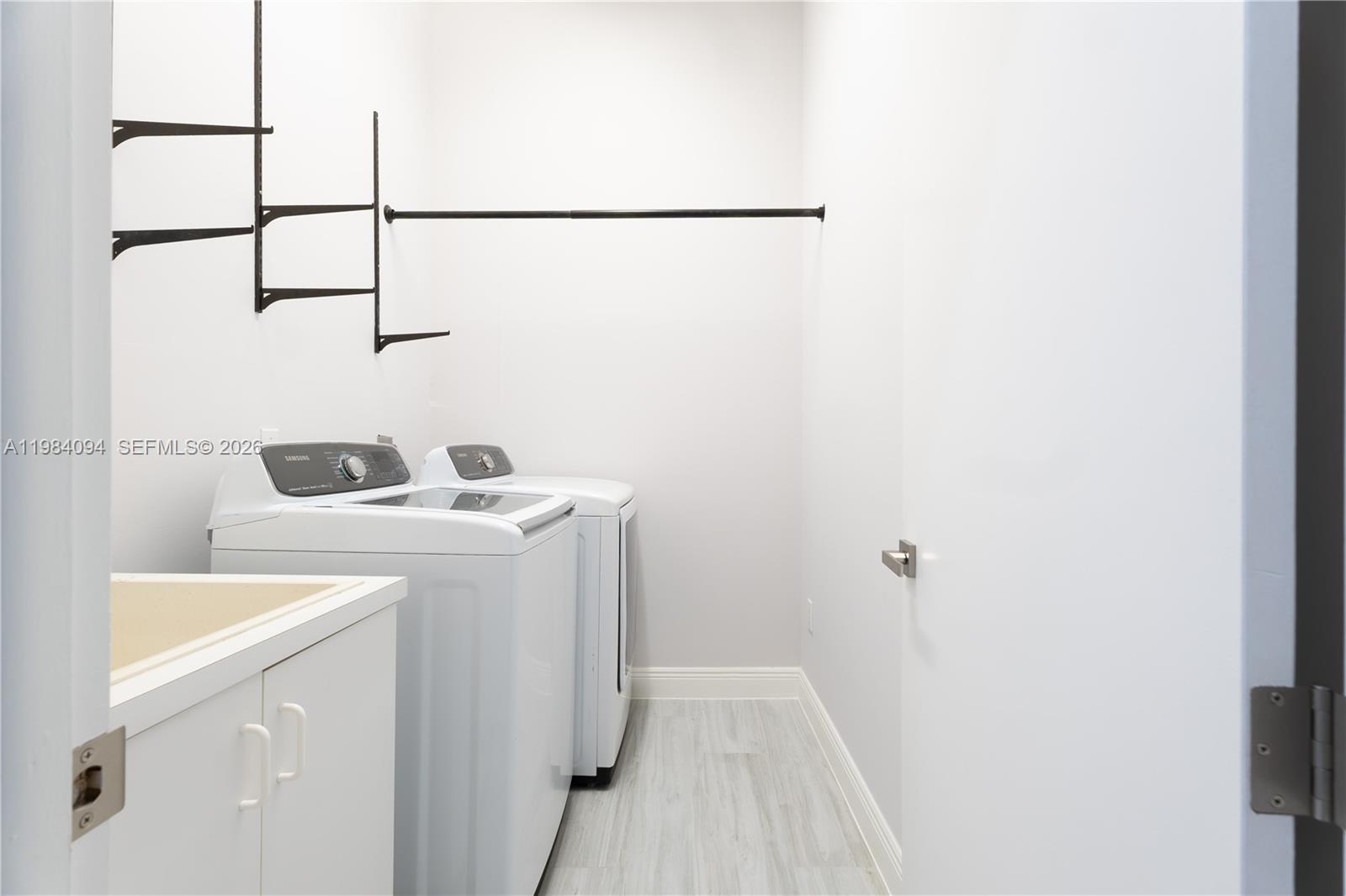 OLD CUTLER PALMS - Residential Lease