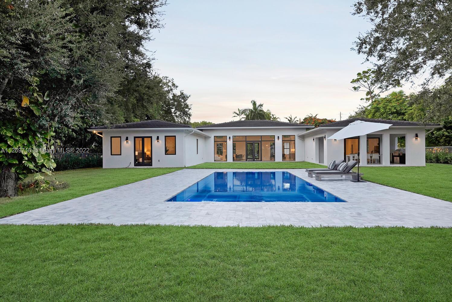 BEVERLY HILLS - Residential