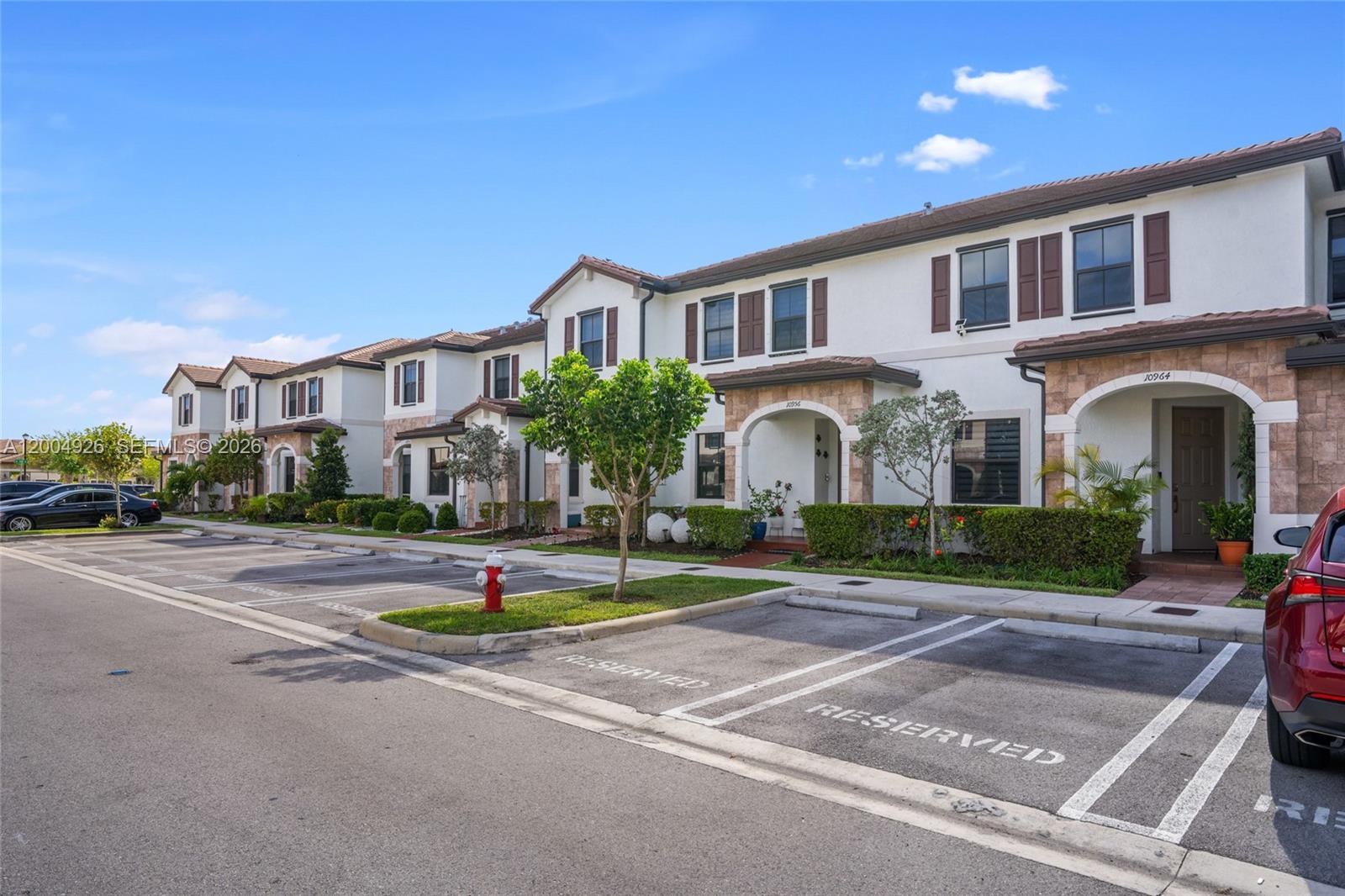 AQUABELLA NORTH REPLAT - Residential