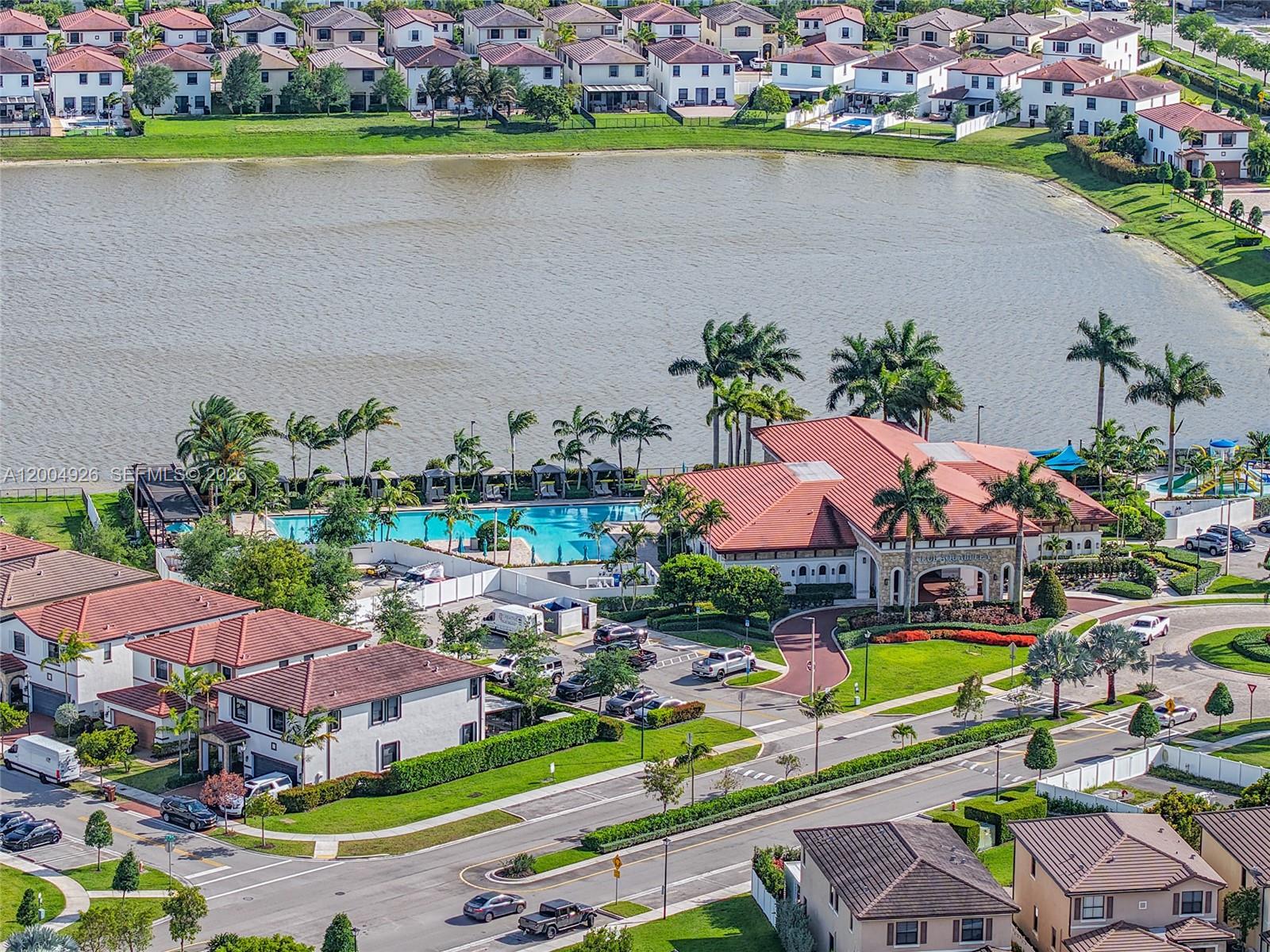 AQUABELLA NORTH REPLAT - Residential