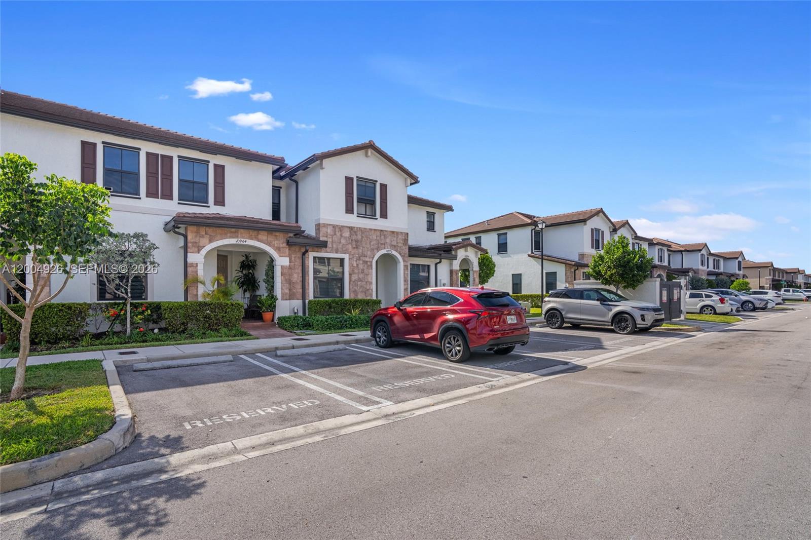 AQUABELLA NORTH REPLAT - Residential