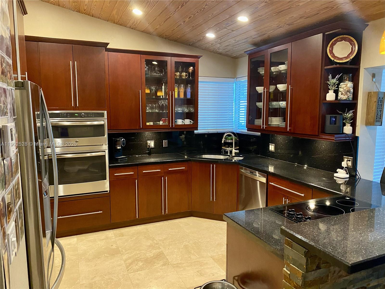 GOLFERS HAVEN - Residential