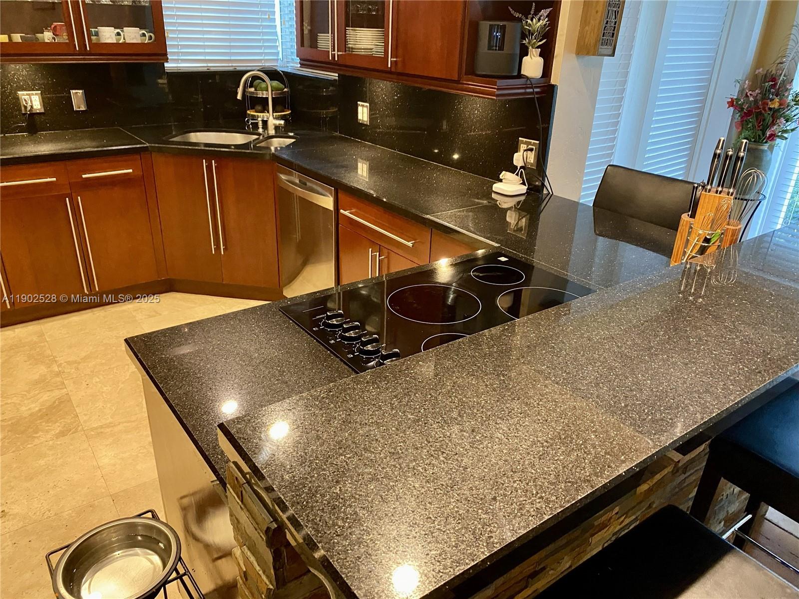 GOLFERS HAVEN - Residential