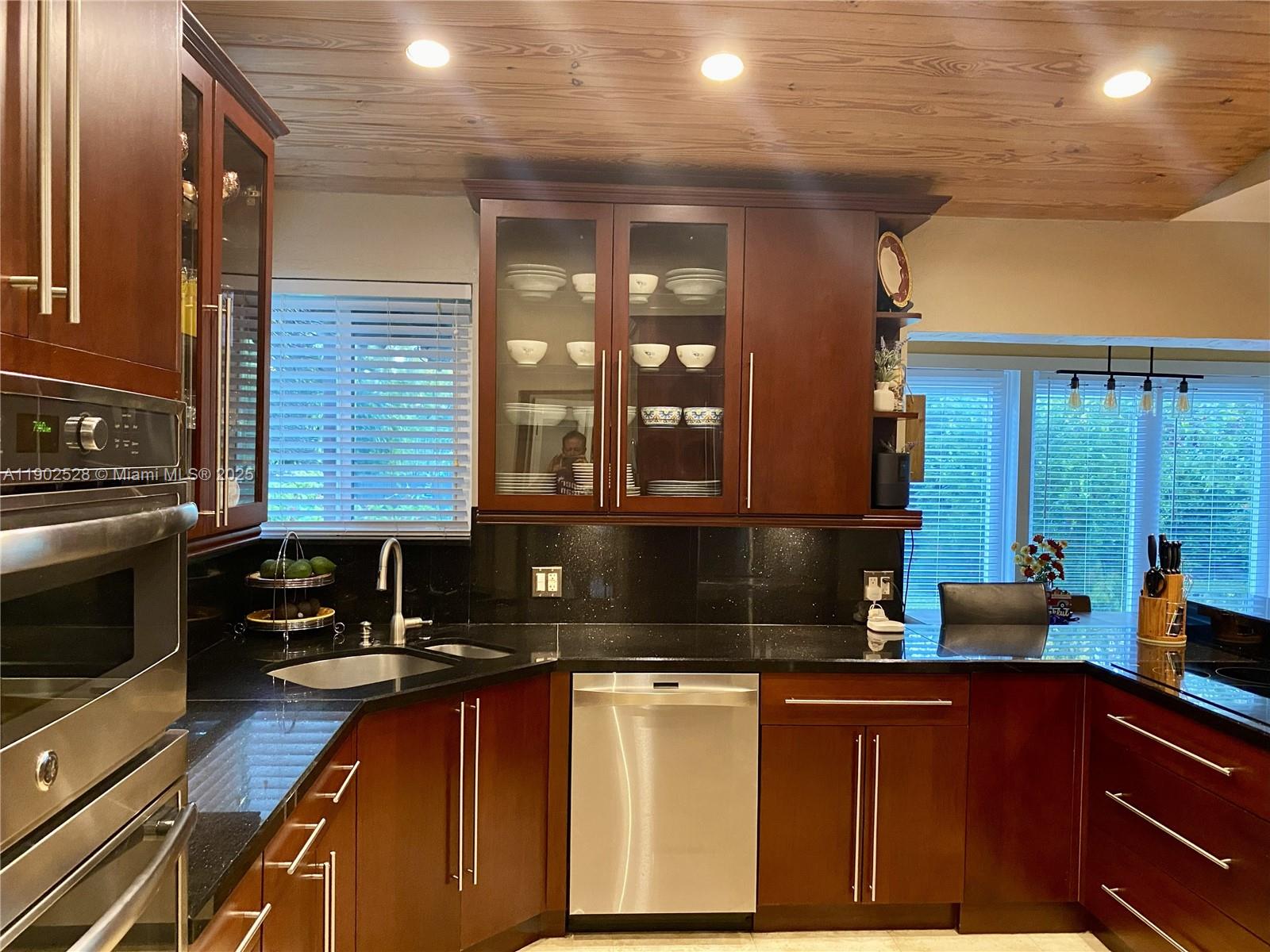 GOLFERS HAVEN - Residential