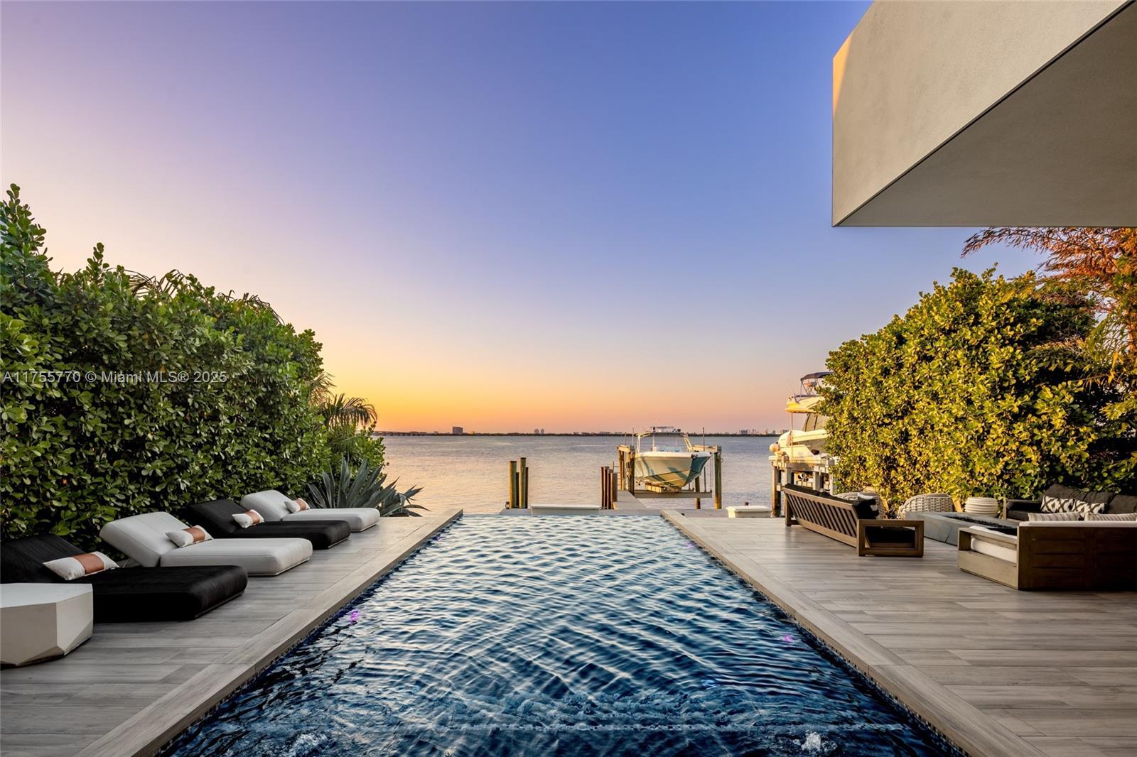 1379 N Venetian Way, Miami, Broward County, Florida - 5 Bedrooms  
5 Bathrooms - 
