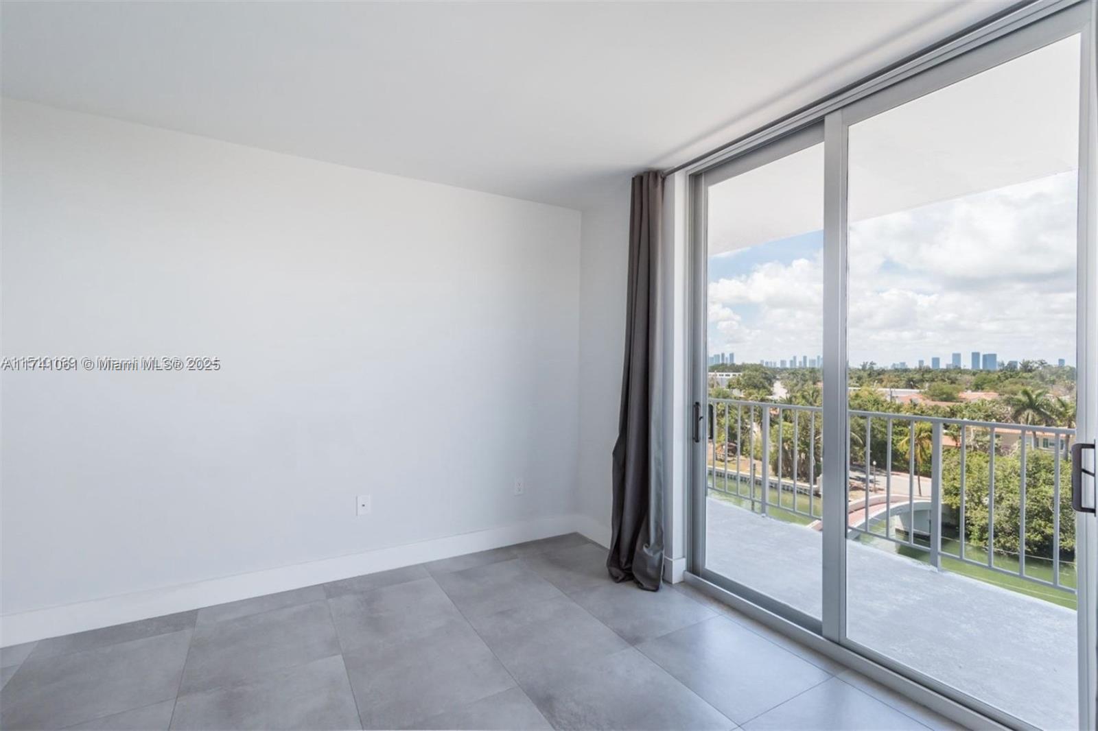 CLEARVIEW TOWERS CONDO - Residential