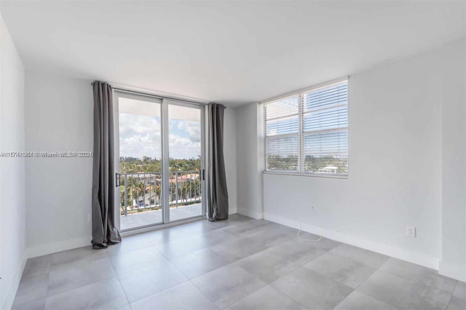 CLEARVIEW TOWERS CONDO - Residential