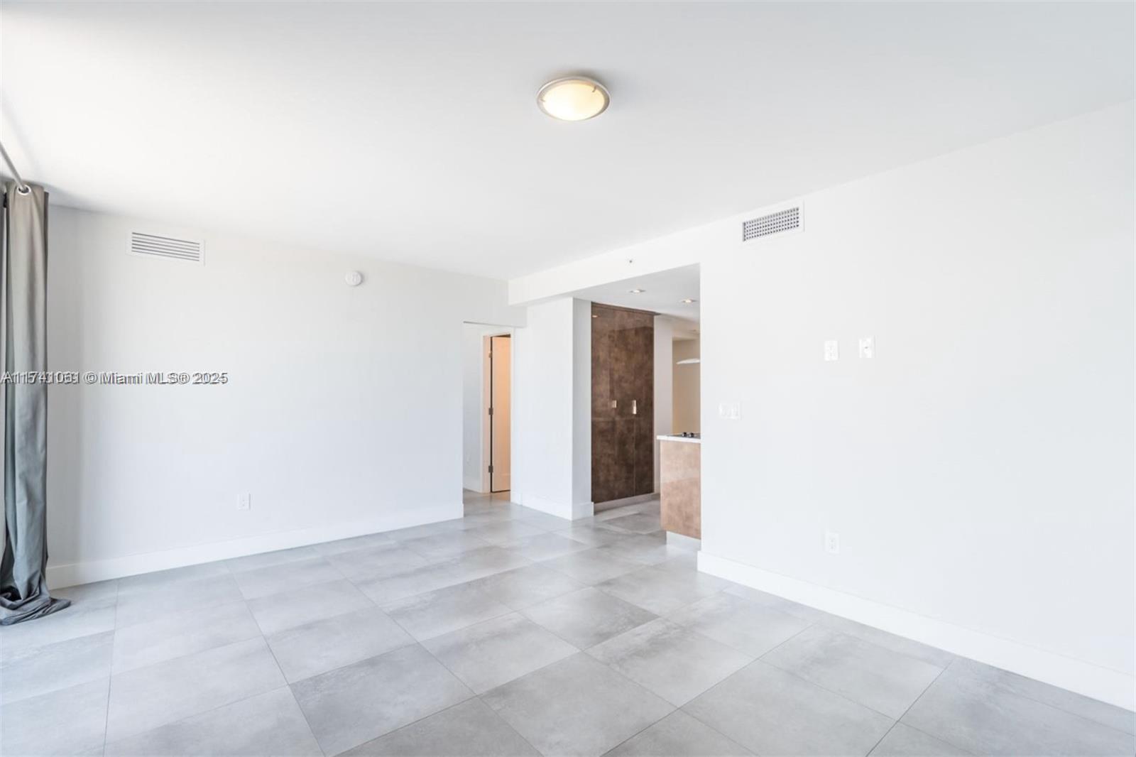 CLEARVIEW TOWERS CONDO - Residential