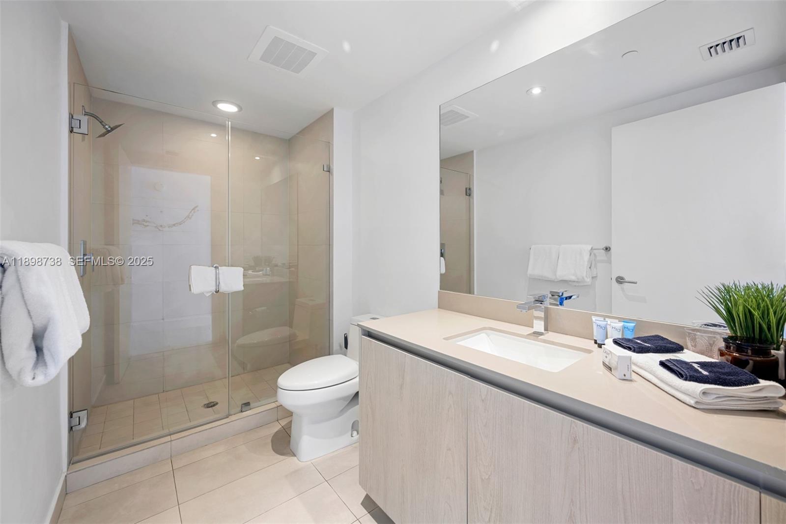 4111 SOUTH OCEAN DRIVE CO - Residential