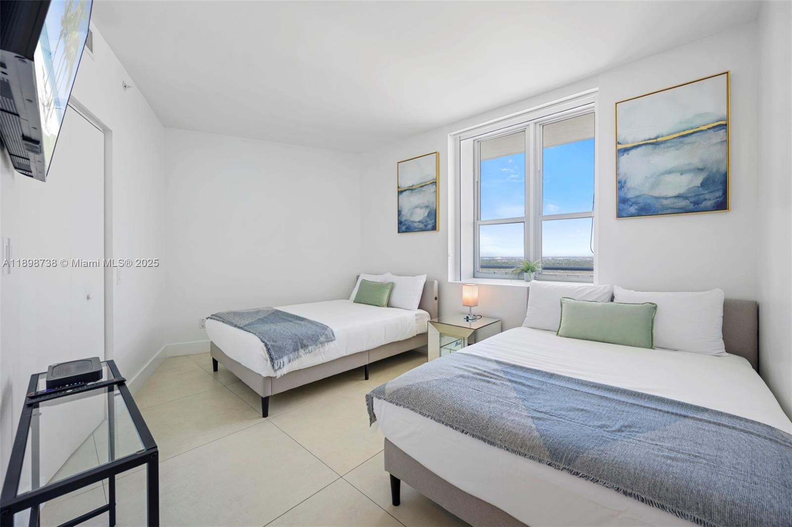 4111 SOUTH OCEAN DRIVE CO - Residential