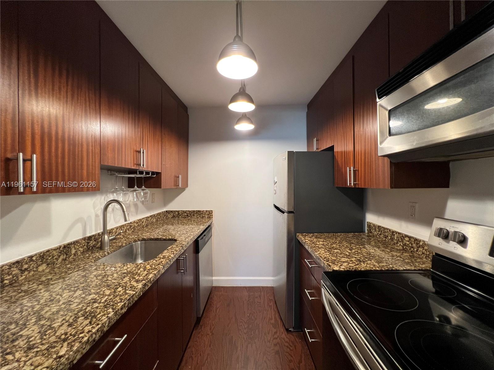 VICTORIA PARK TOWER CONDO - Residential