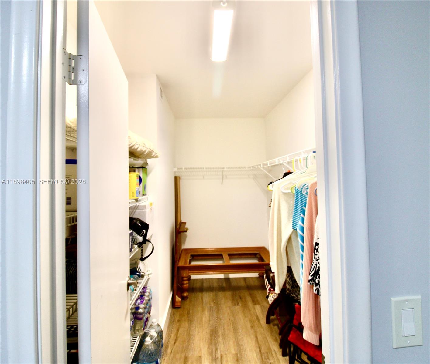 CAMBRIDGE AT CENTURY VILL - Residential