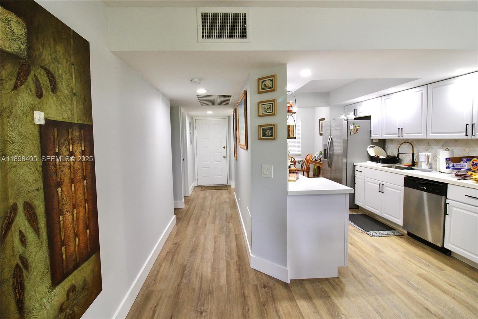 CAMBRIDGE AT CENTURY VILL - Residential